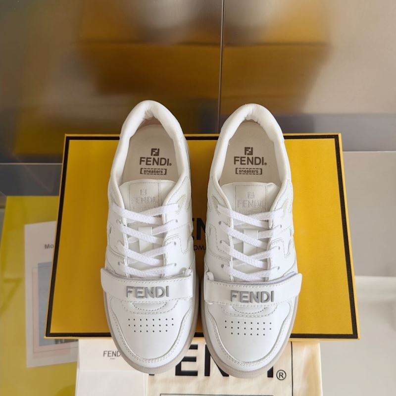 Fendi Low Shoes